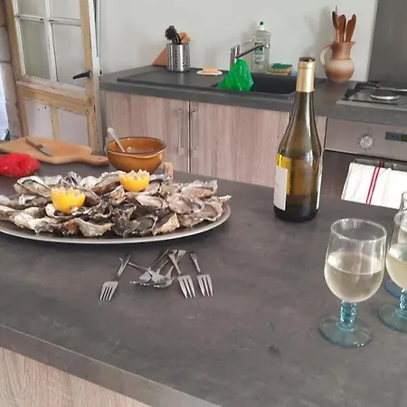 Holiday home Maison De Pecheur Renovee Avec Cour Proche Du Port Les Sables-d'Olonne
