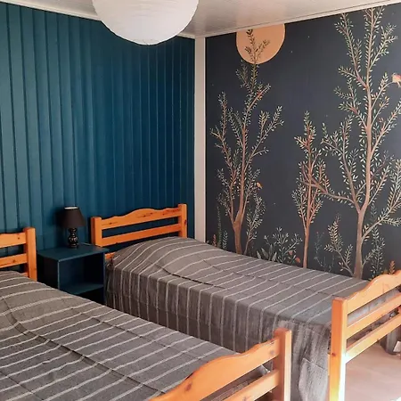 Maison De Pecheur Renovee Avec Cour Proche Du Port Holiday home