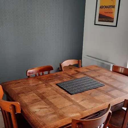 Maison De Pecheur Renovee Avec Cour Proche Du Port Tatil Evi *