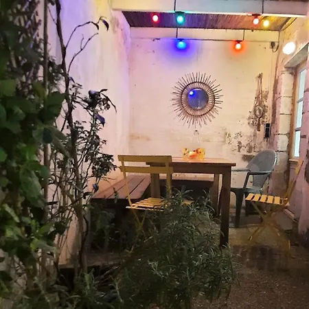 Maison De Pecheur Renovee Avec Cour Proche Du Port 別荘 レ・サ​​ーブル・ドロンヌ