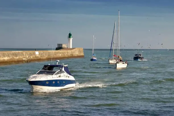 Maison De Pecheur Renovee Avec Cour Proche Du Port 別荘