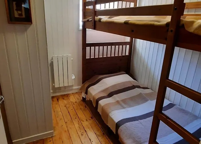 Maison De Pecheur Renovee Avec Cour Proche Du Port *